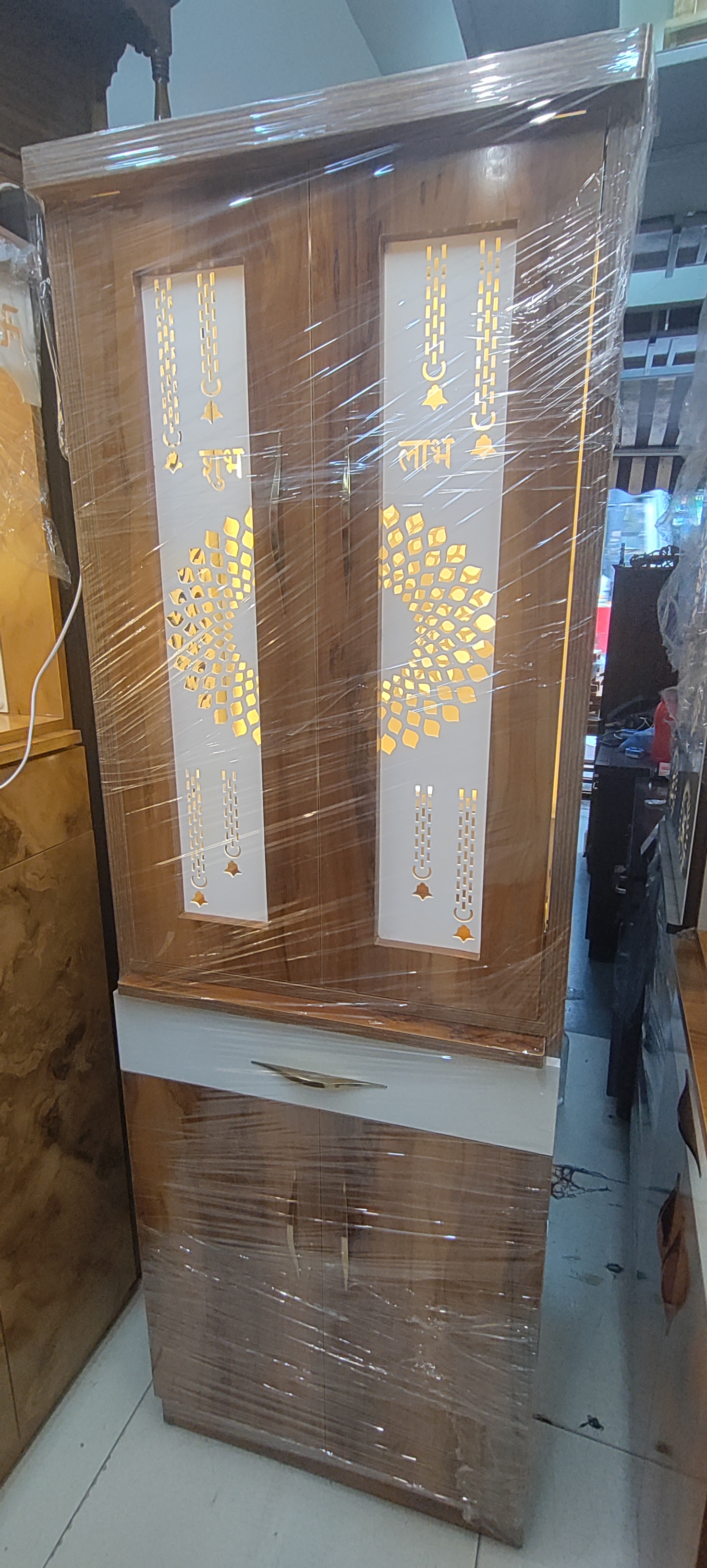 Woodbase mandir 6×2 - Image 3