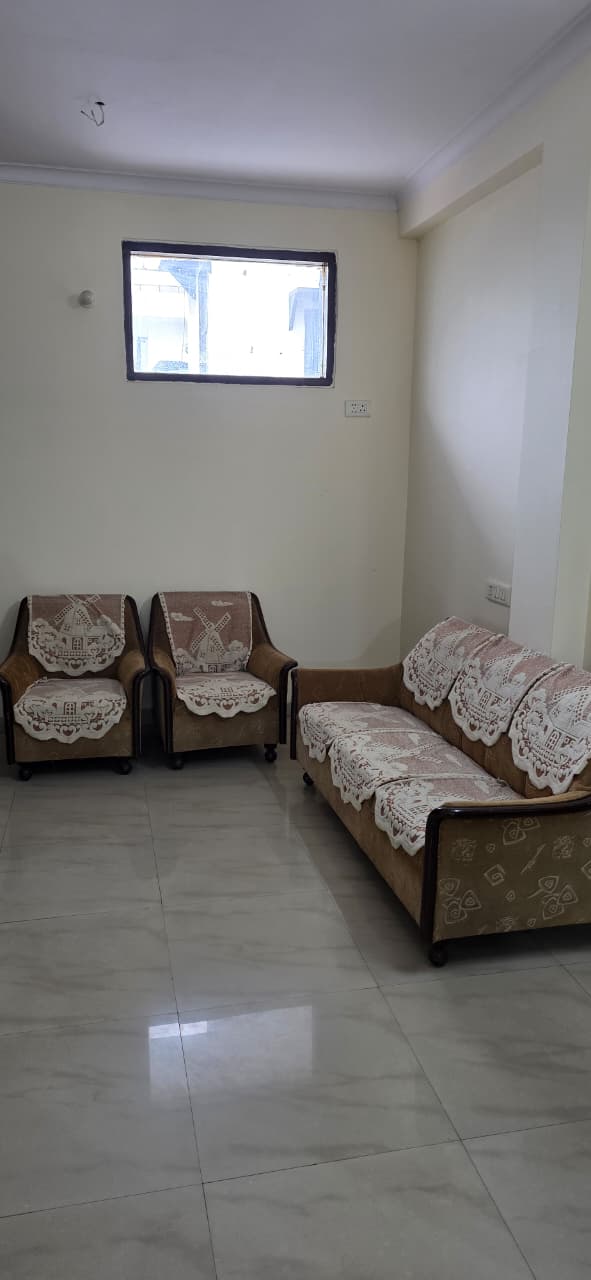 KVS 001 SECTOR 38 2BHK — image 8