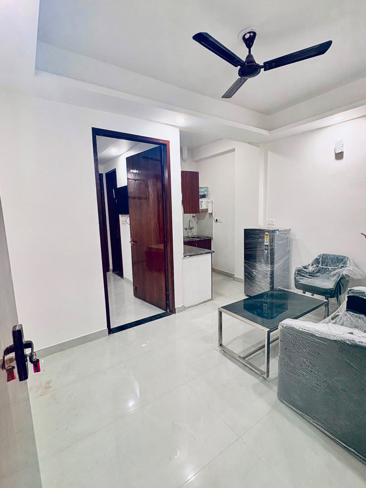 KVS 001 SECTOR 53 1BHK — image 7
