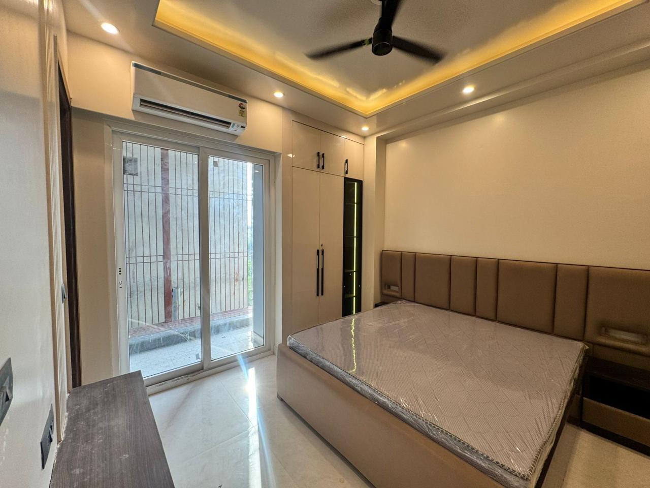 KVS 001 SECTOR 43 1BHK — image 2