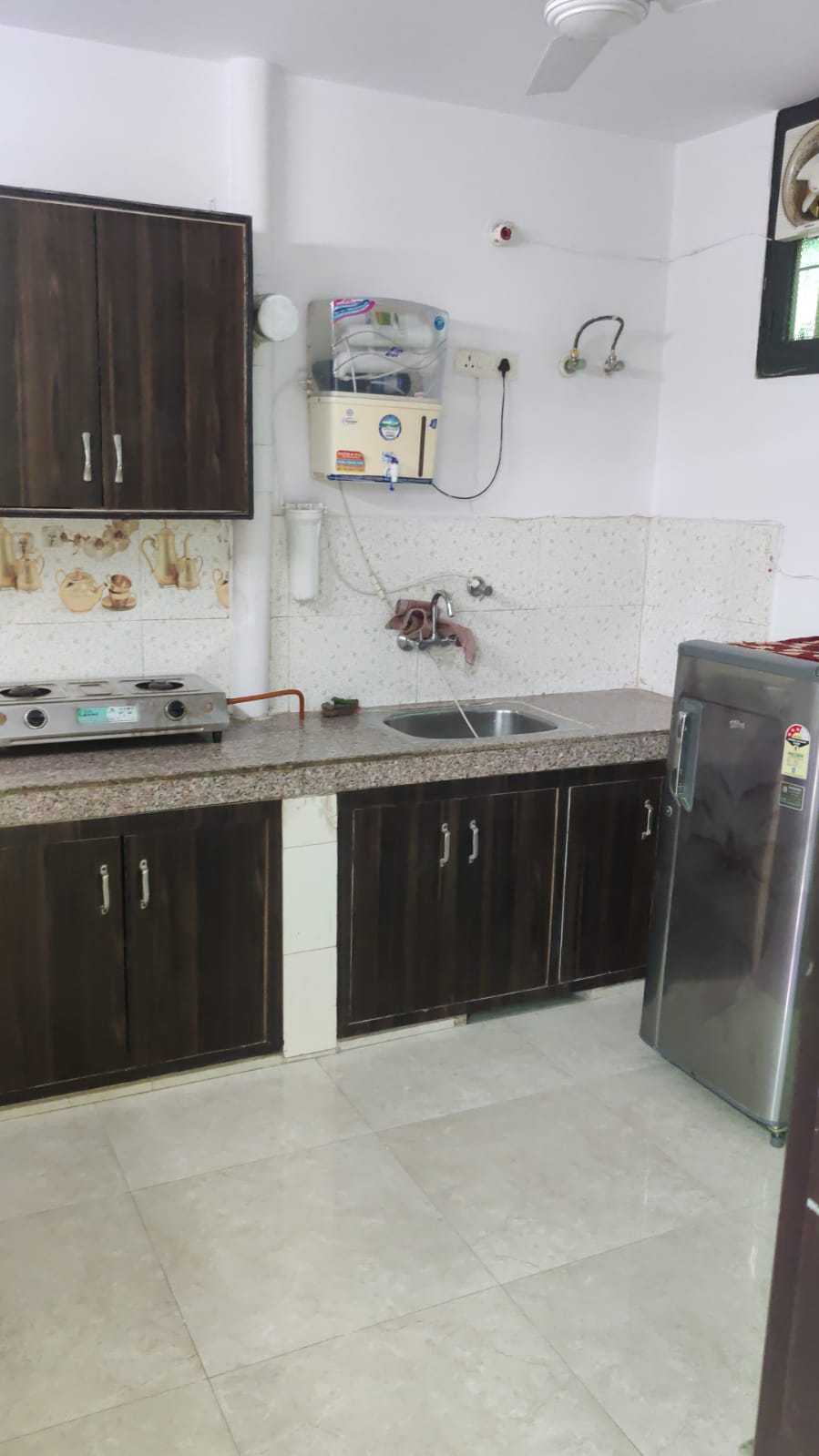 KVS 016 SECTOR 38 1 BHK  — image 5