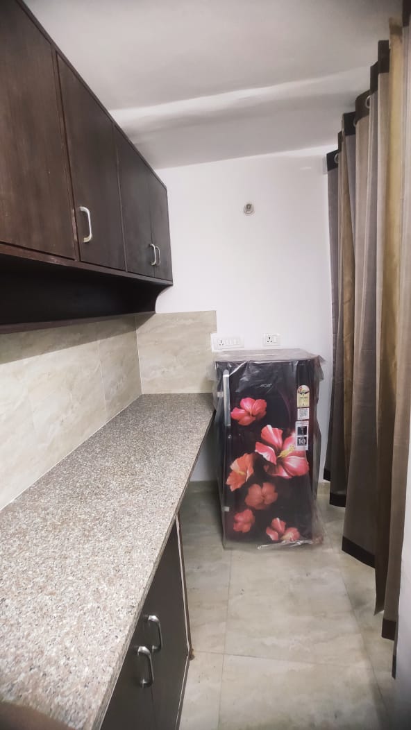 KVS 018 SECTOR 39 2BHK — image 6