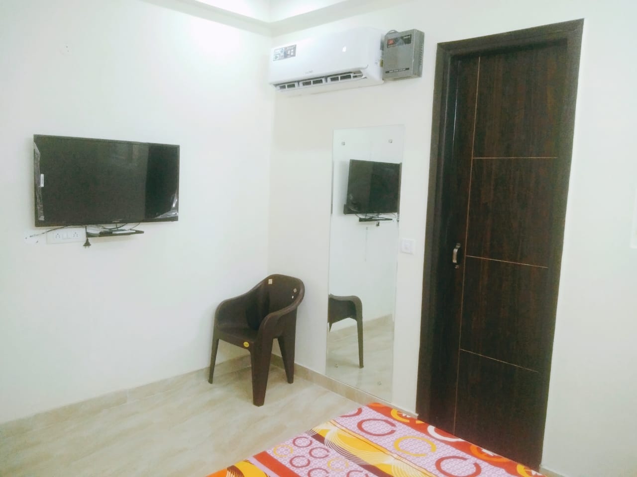 KVS 021 SECTOR 30 1RK — image 4