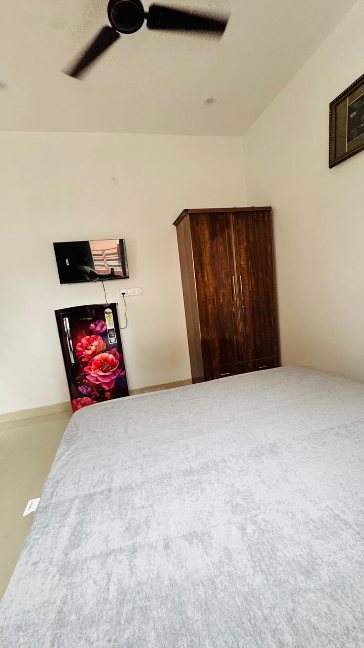 KVS 027 SECTOR 46 1RK — image 6