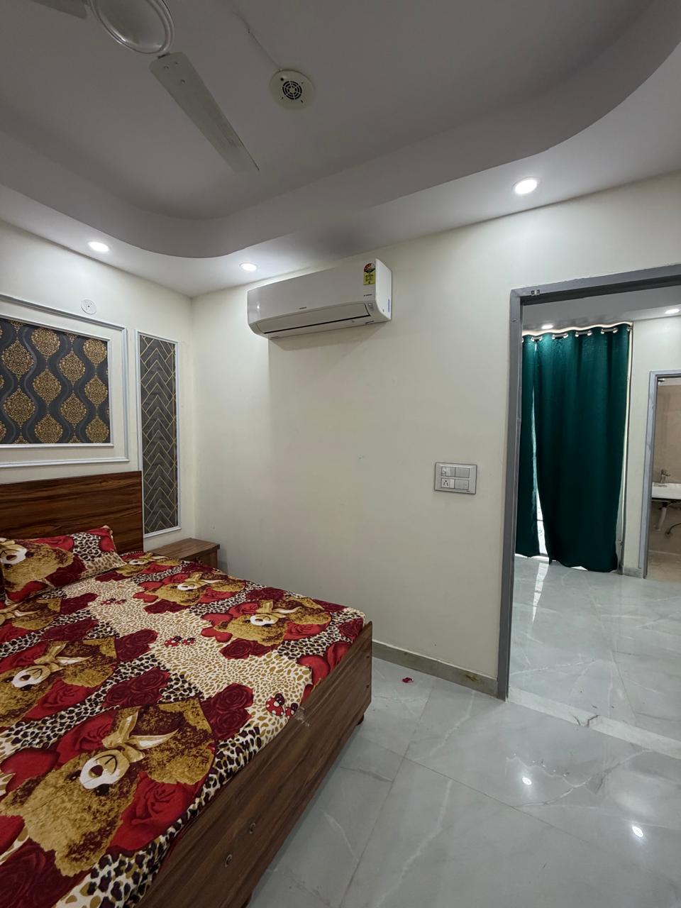 KVS 029 SECTOR 571BHK  — image 1