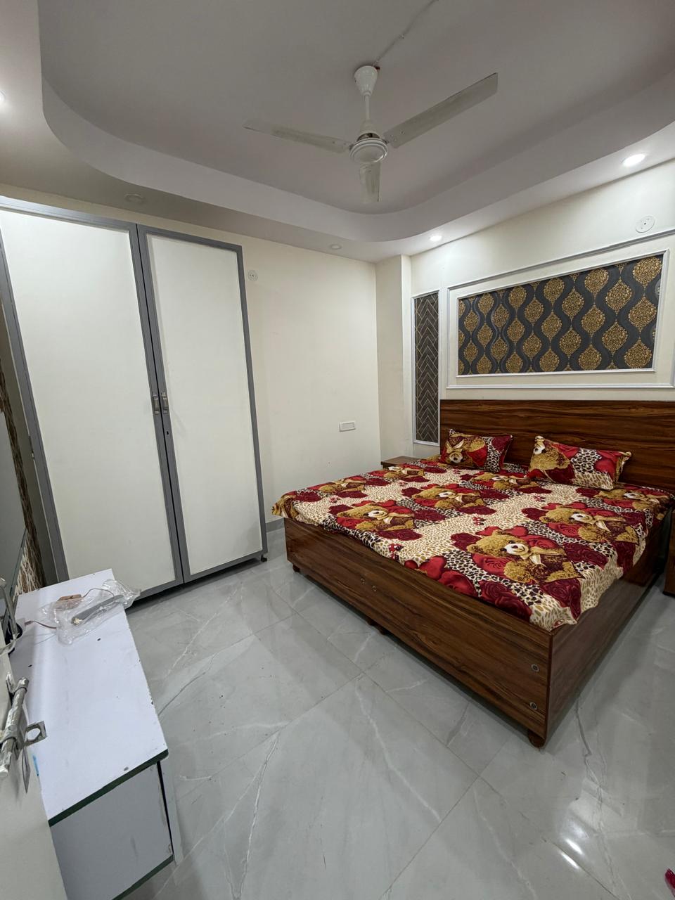 KVS 029 SECTOR 571BHK  — image 8