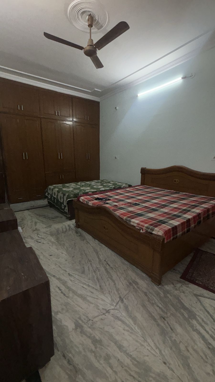 KVS 030 SECTOR 14 3BHK — image 4