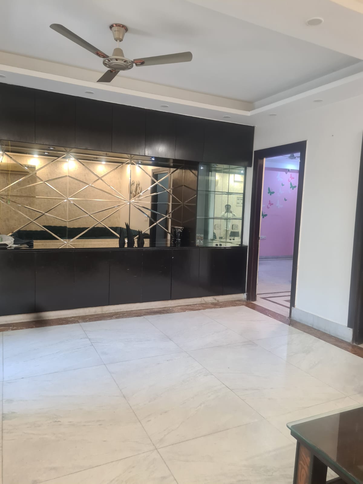 KVS 031 SECTOR 57 3BHK  — image 2