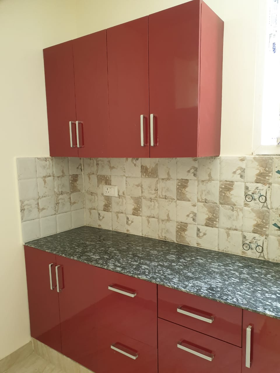 KVS 032 SECTOR 14 1BHK — image 1