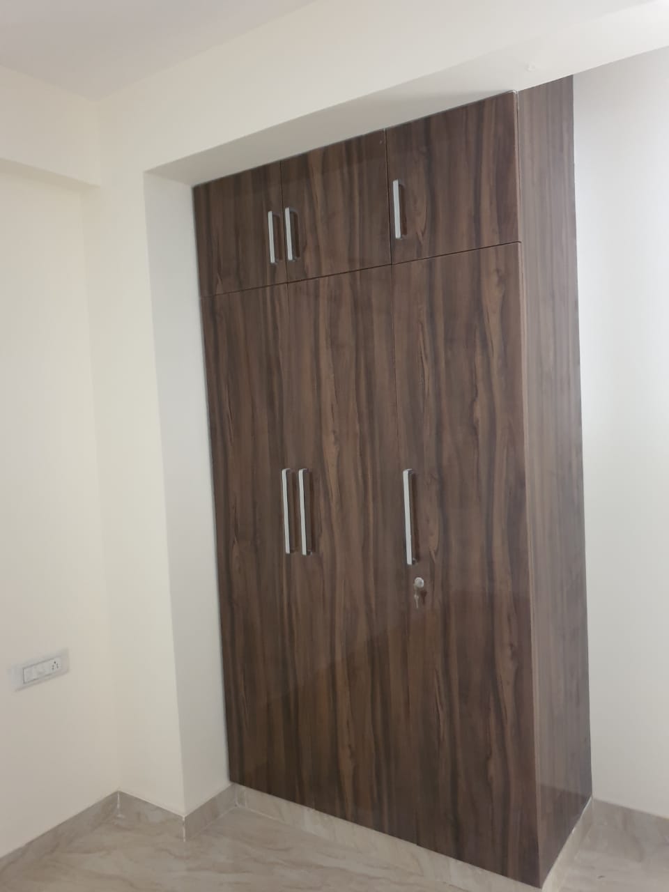 KVS 032 SECTOR 14 1BHK — image 6