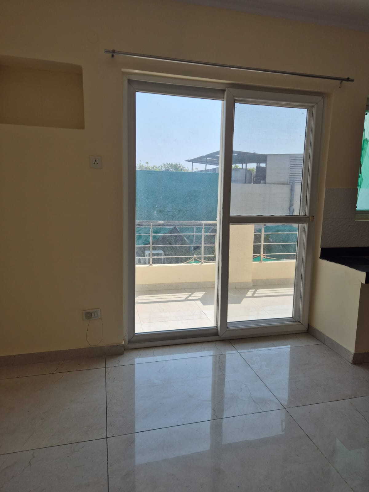 KVS 033 SECTOR 14 1 BHK  — image 2