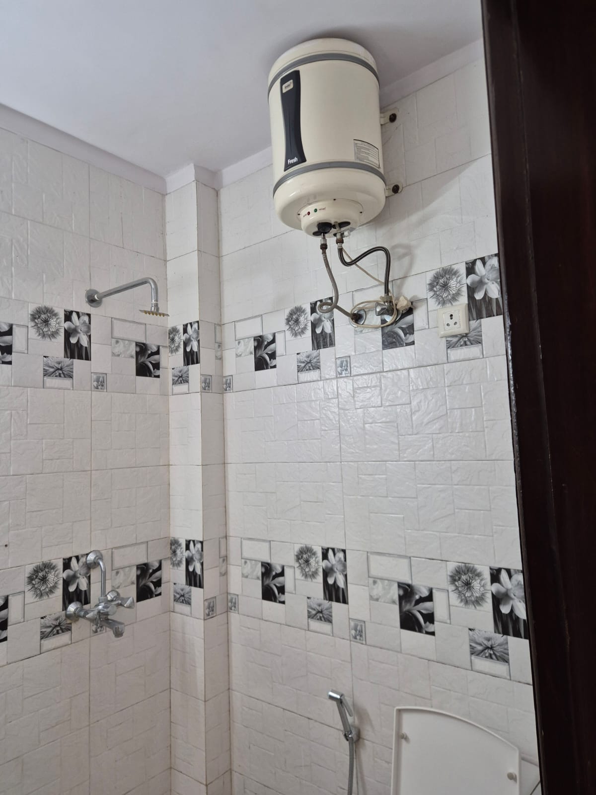 KVS 033 SECTOR 14 1 BHK  — image 5
