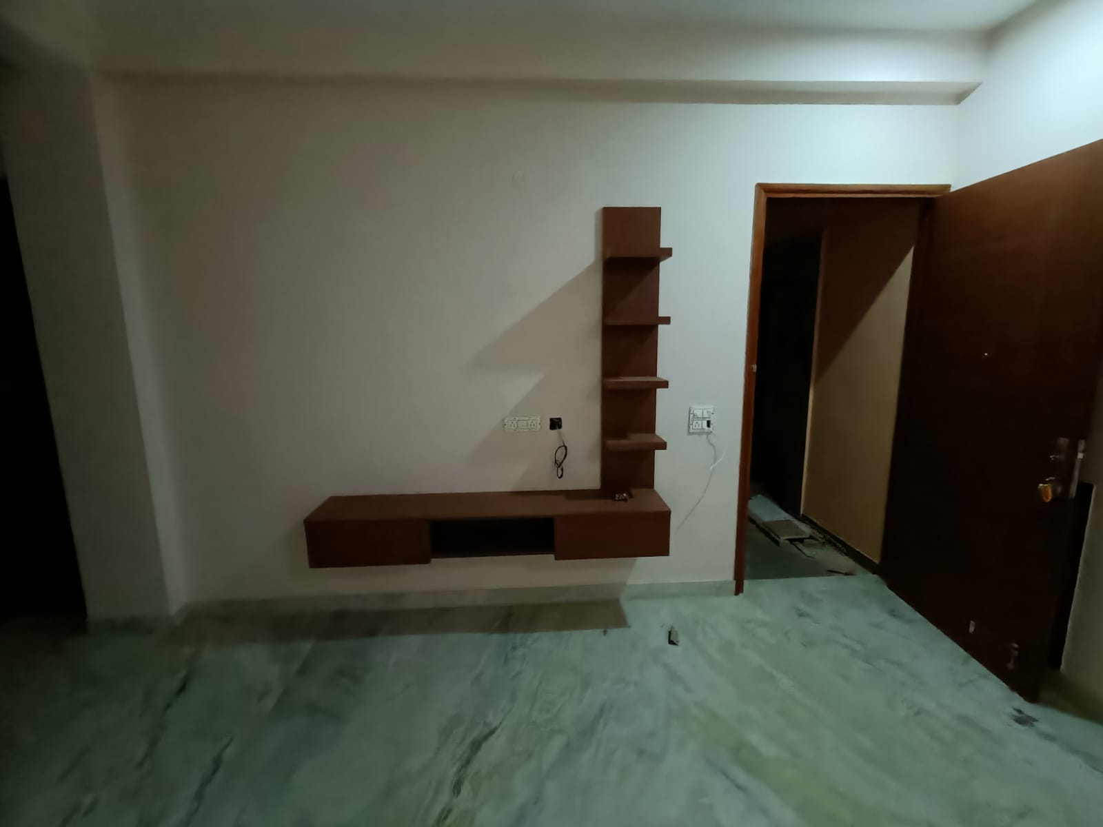 KVS 038 SECTOR 47 3 BHK  — image 5