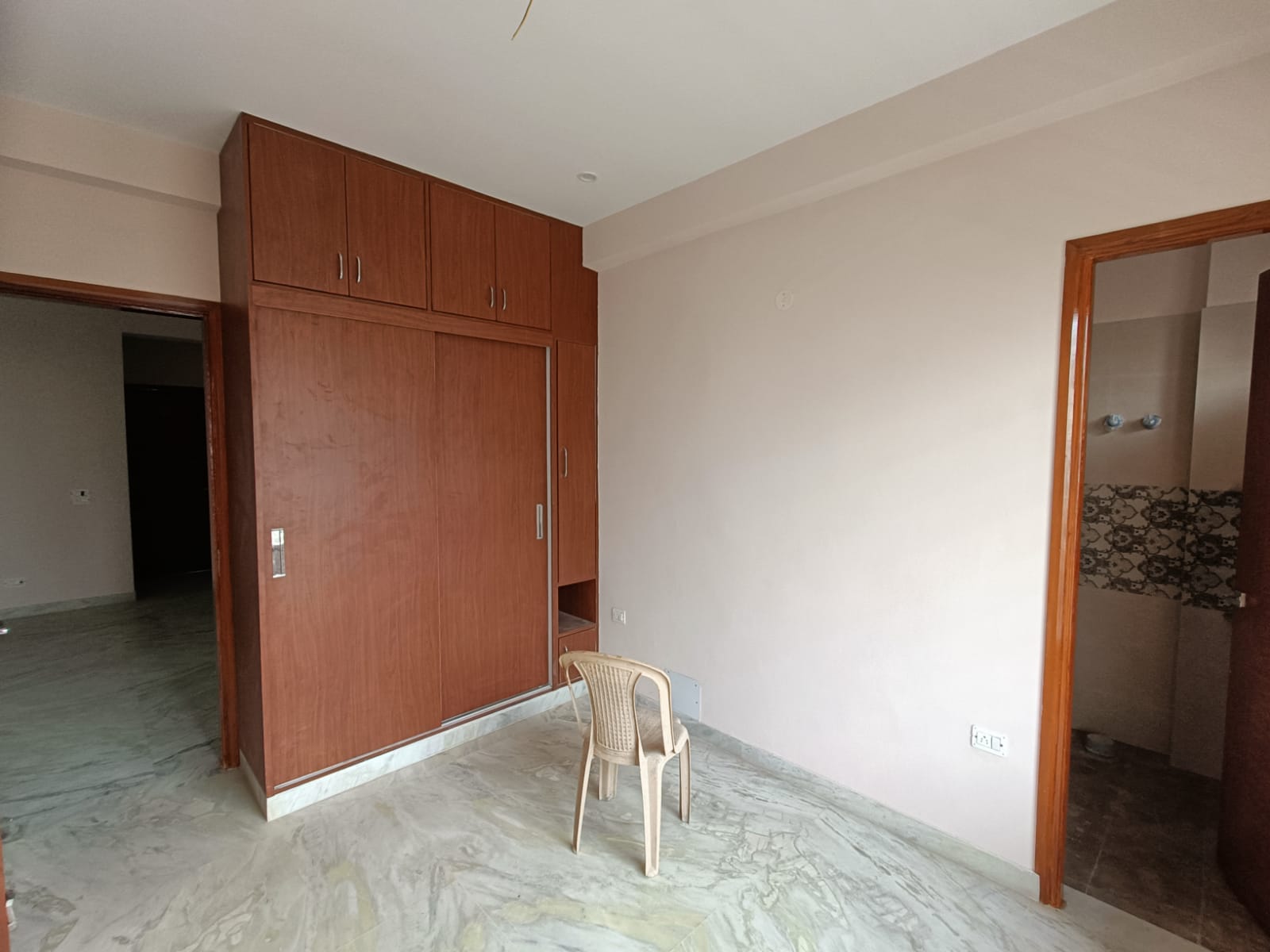 KVS 038 SECTOR 47 3 BHK  — image 12