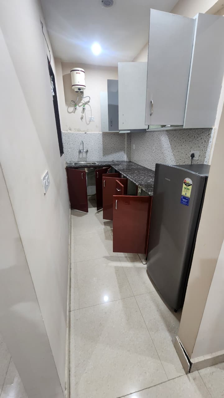 KVS 071 SECTOR 42 1BHK 