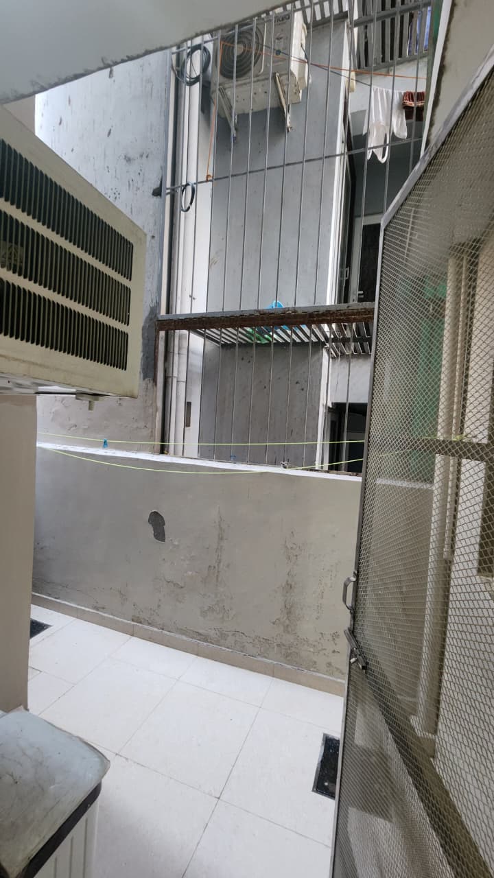 KVS 071 SECTOR 42 1BHK  — image 5
