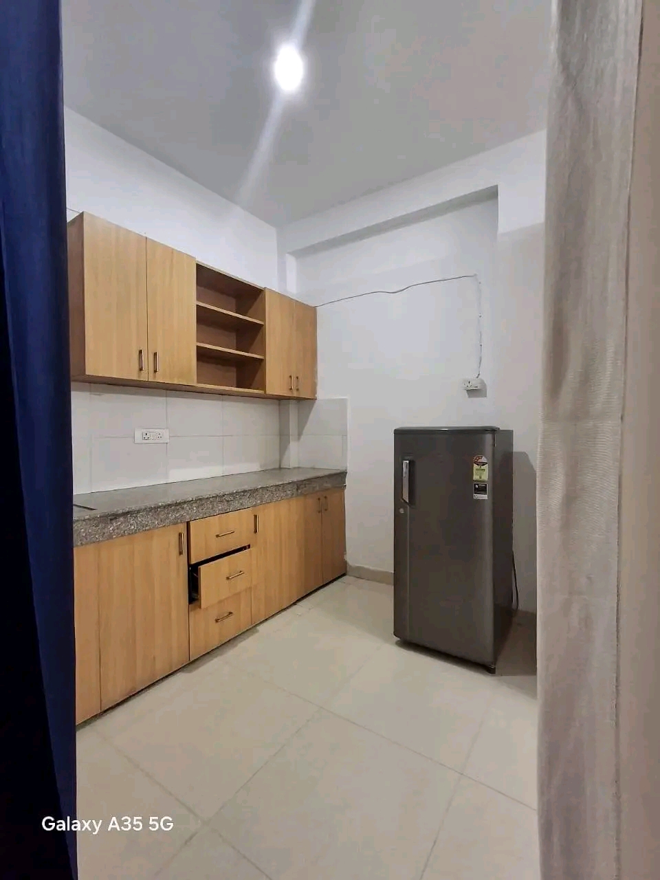 KVS 072 SECTOR 43 1BHK — image 2
