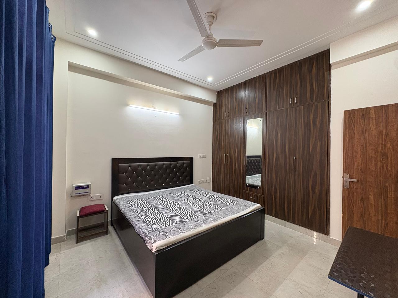 KVS 075 SECTOR 43 1BHK  — image 2