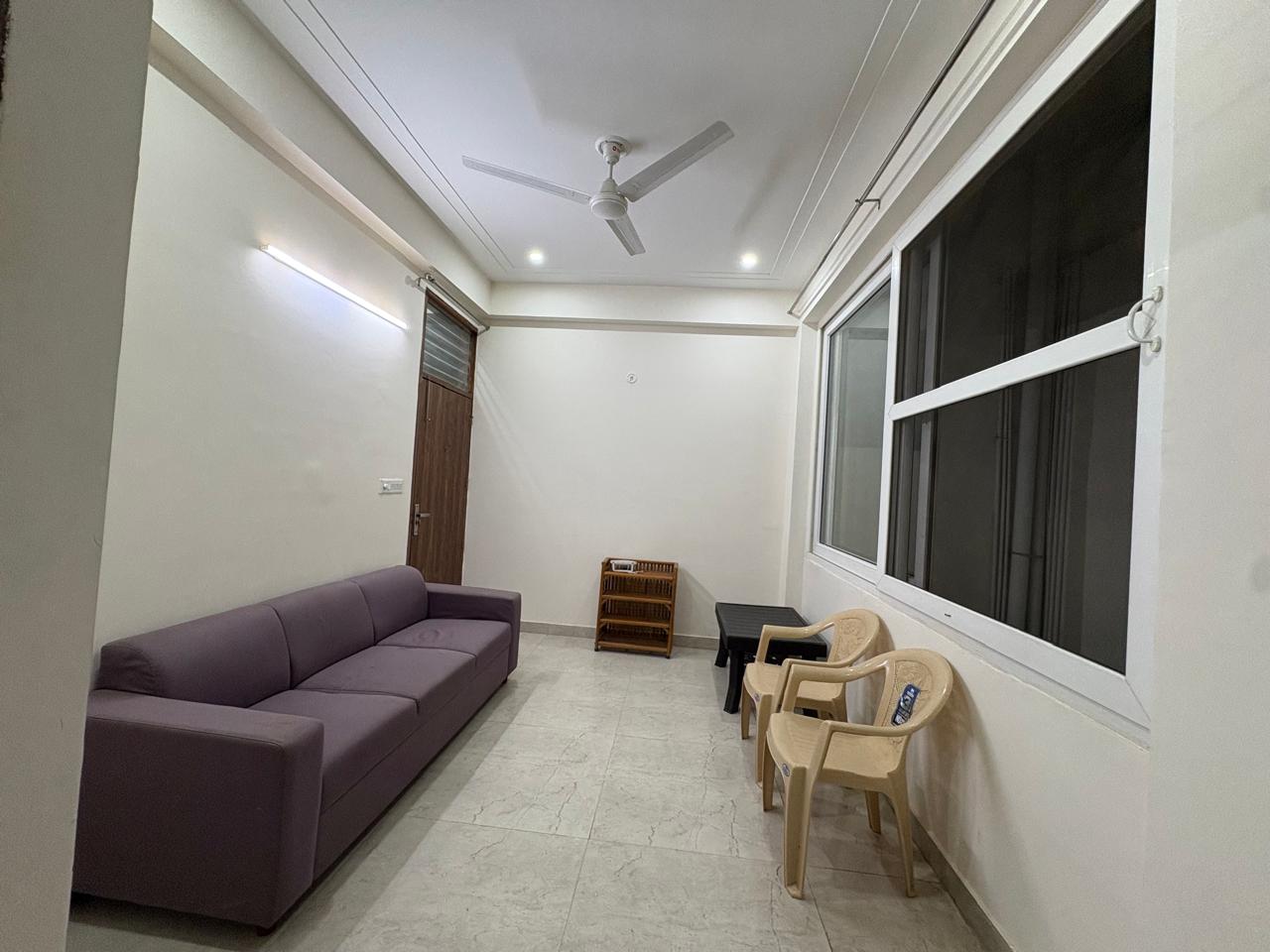 KVS 075 SECTOR 43 1BHK  — image 8