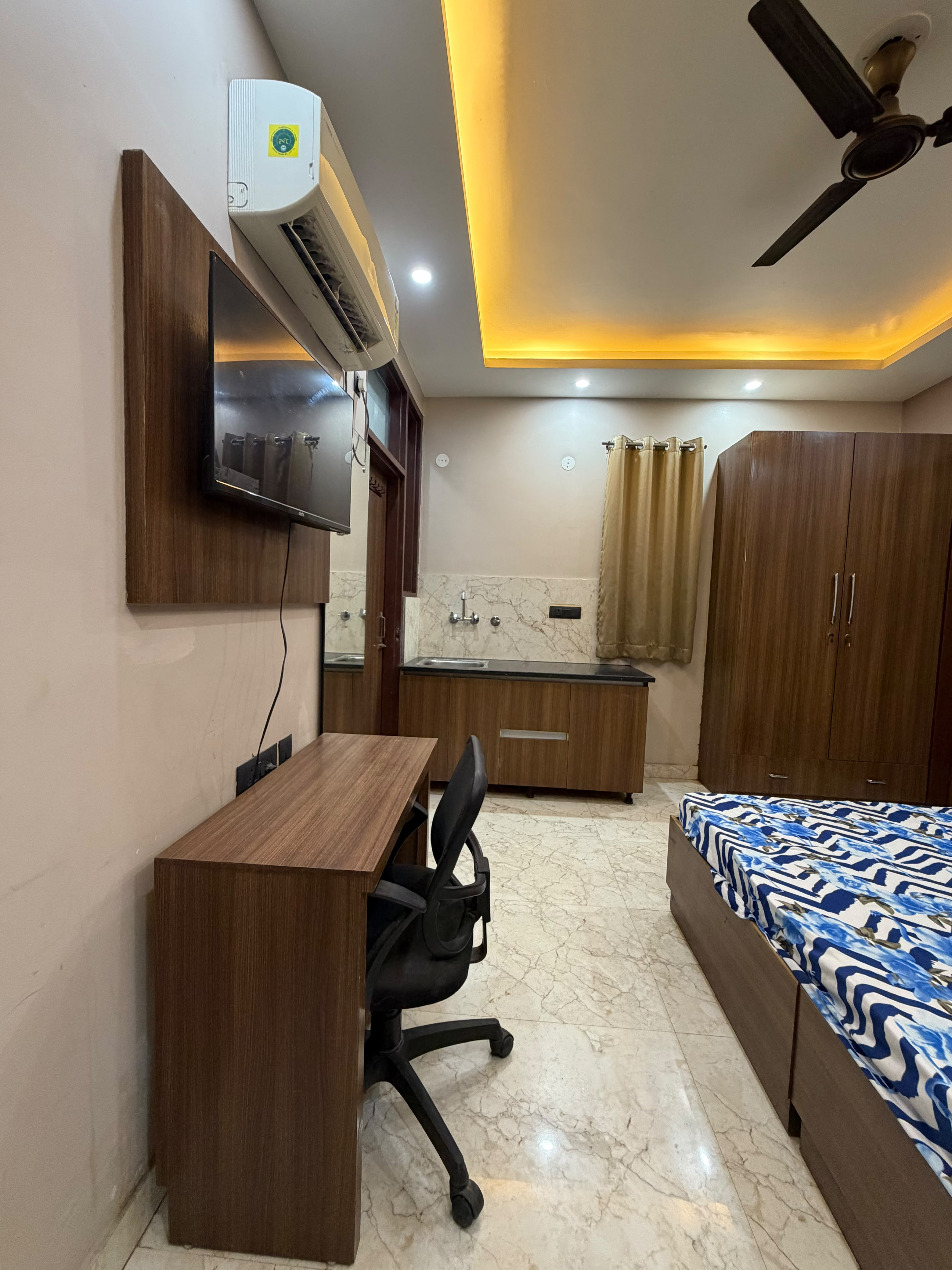 KVS 070 HABITATE PG — image 2