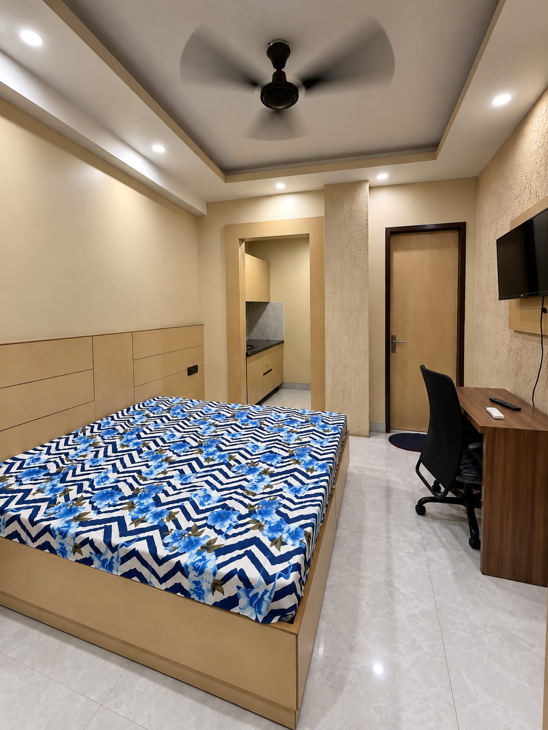 KVS 070 HABITATE PG — image 8