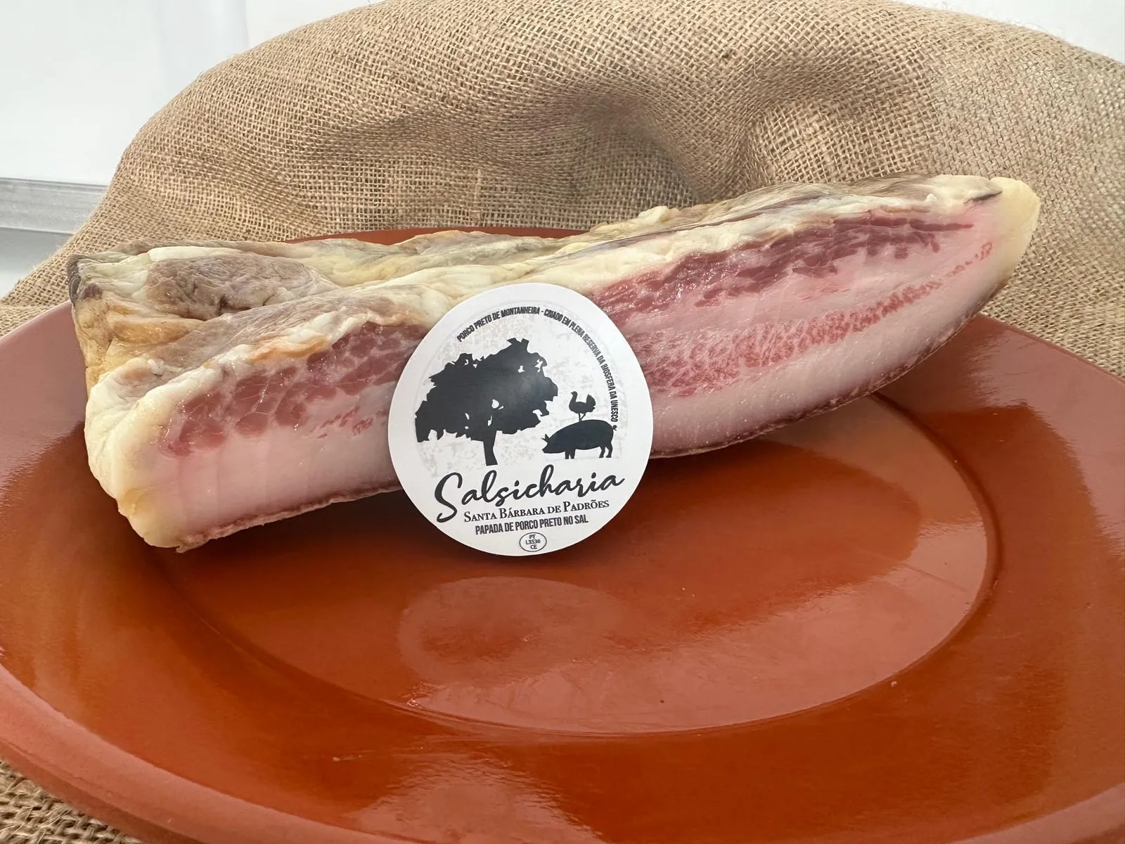 papada porco preto