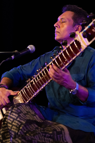 https://hidayathusainkhan.com/wp-content/themes/hidayat-khan/img/logo1.png