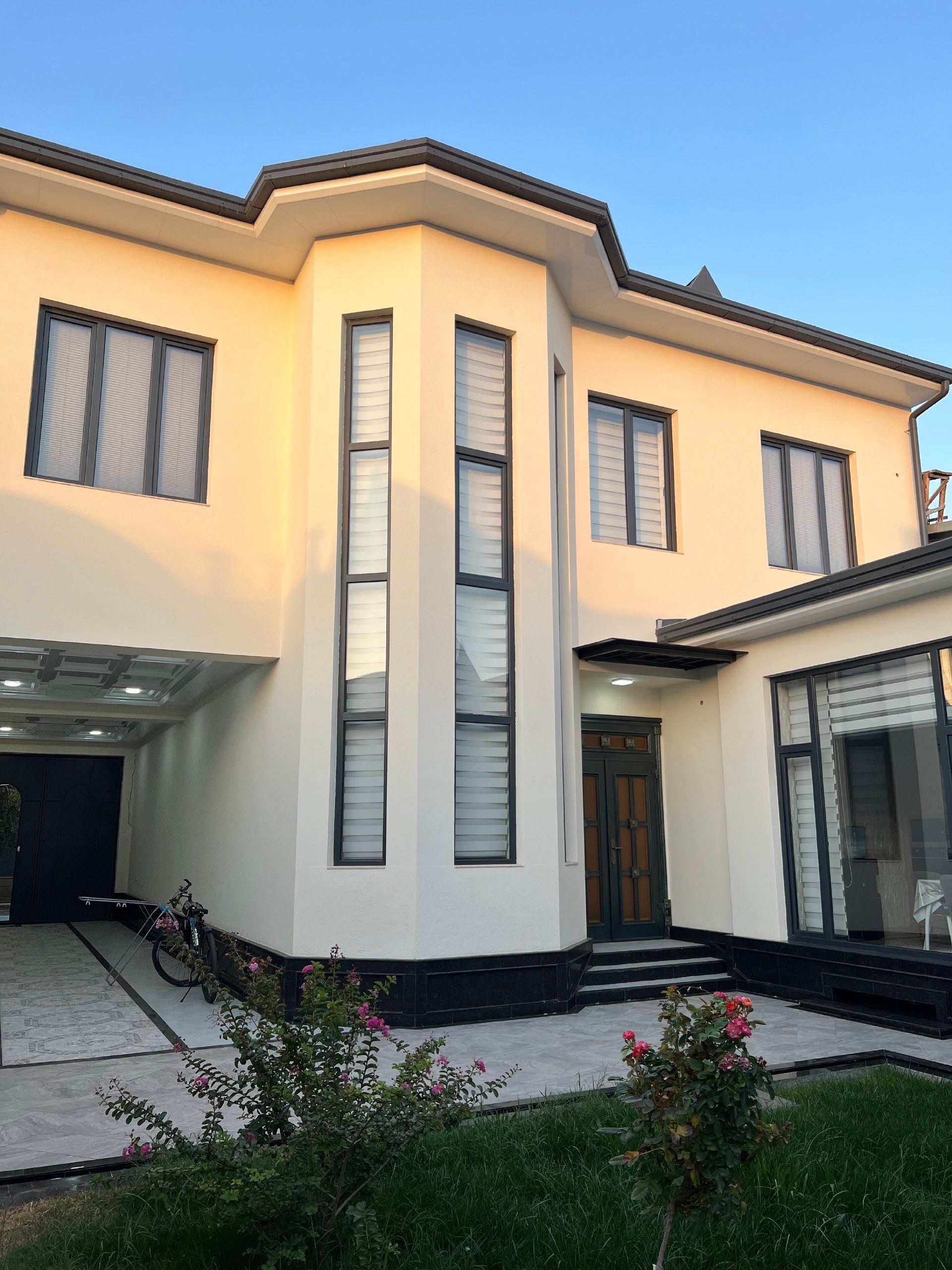 Chilonzor tumanida 7 xonali hovli sotiladi