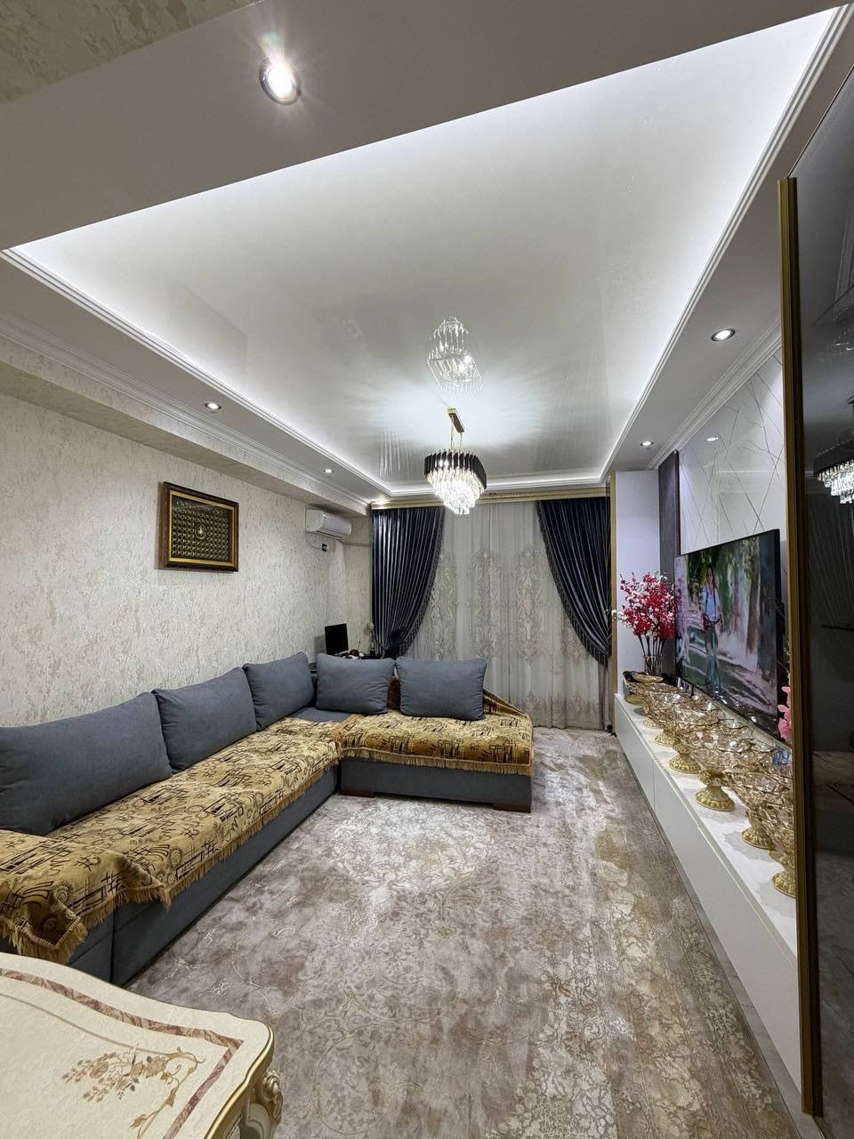 Yakkasaroy tumanidan 3 xonali dom sotiladi