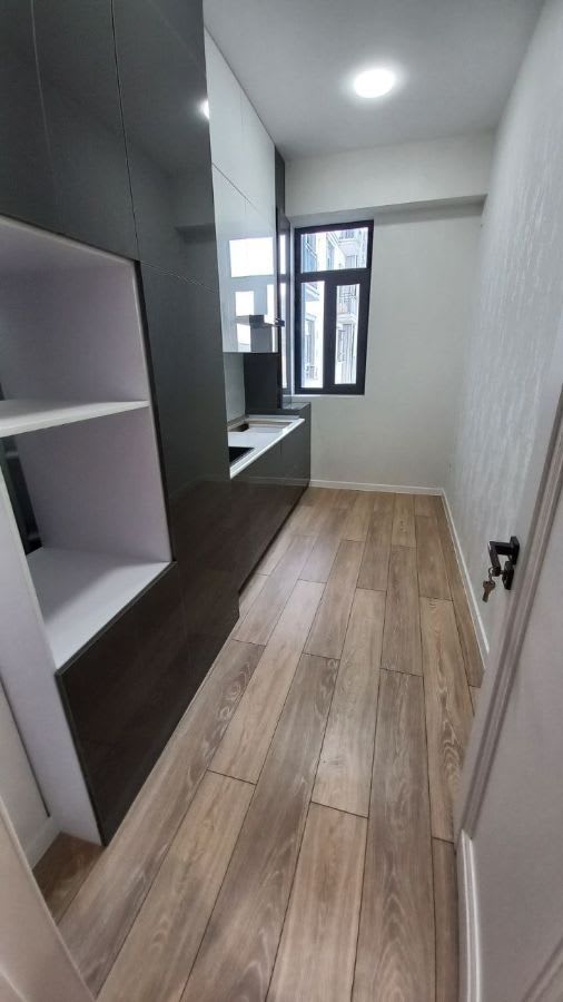 Продается 3х комнатная квартира в новостройке на Юнсабаде 9 квартал.