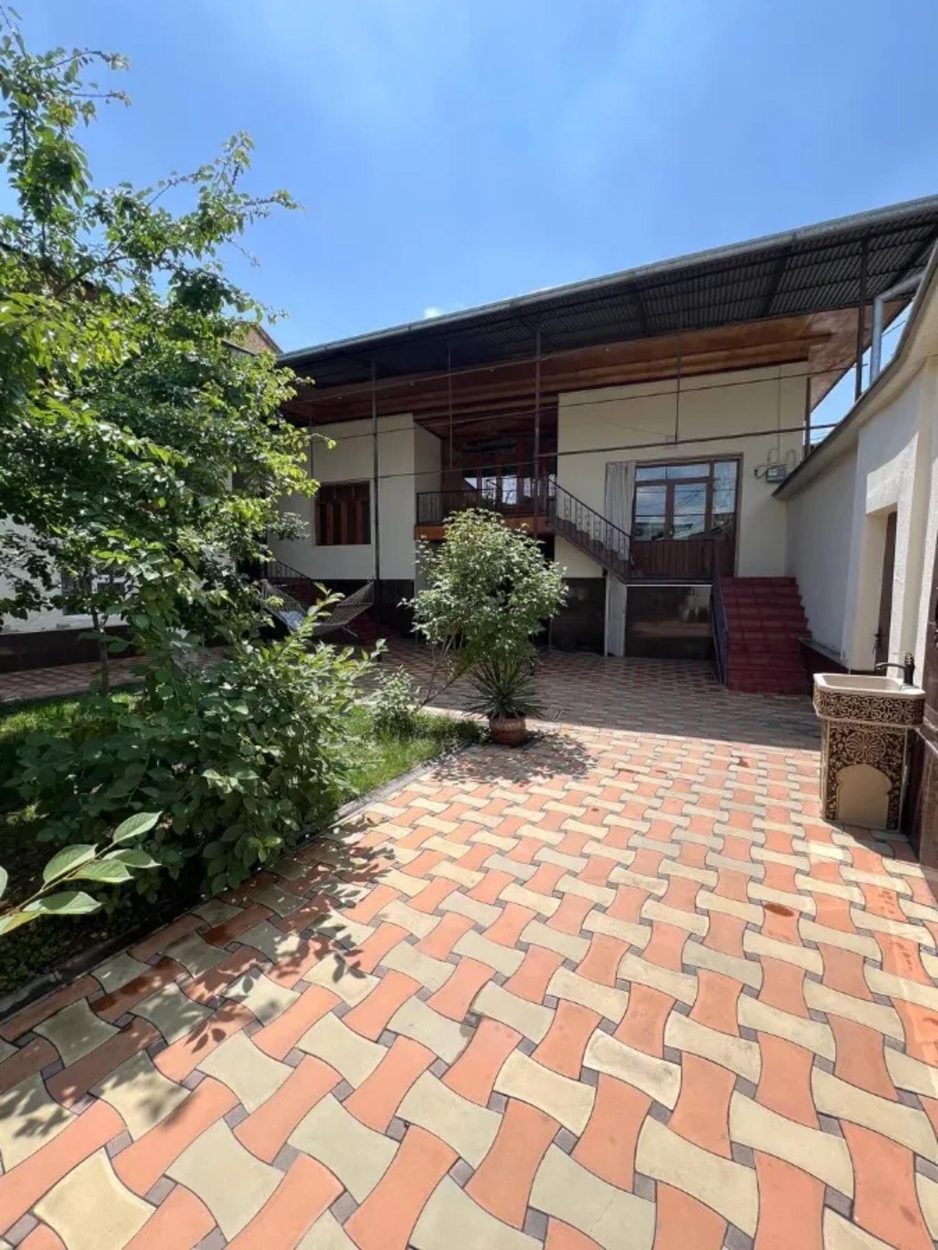 Srochno arzon narxda berib yuboriladi