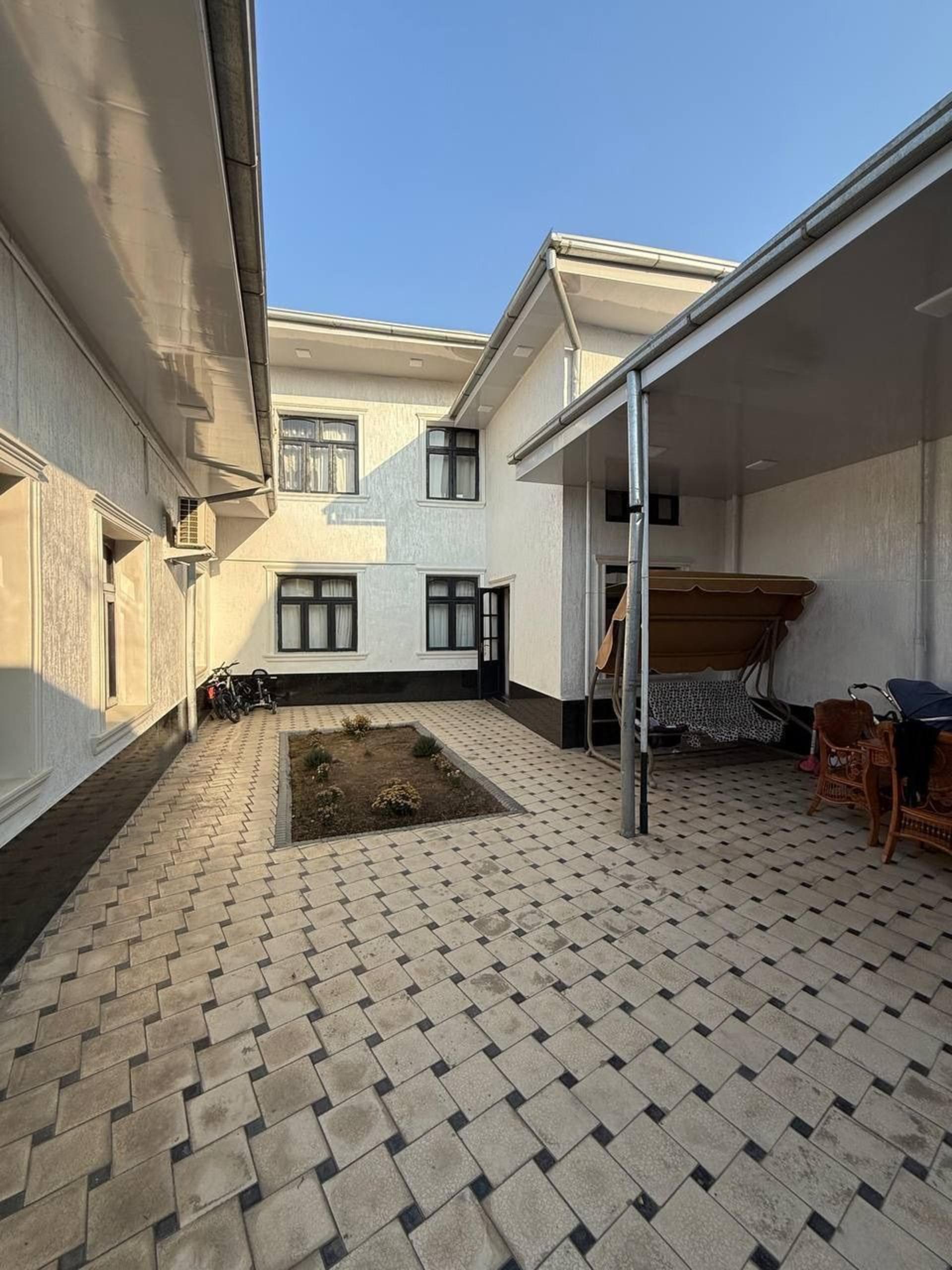 Shayhontohur Samarqand Darvozada arzon narxda 2.5 sotixli hovli