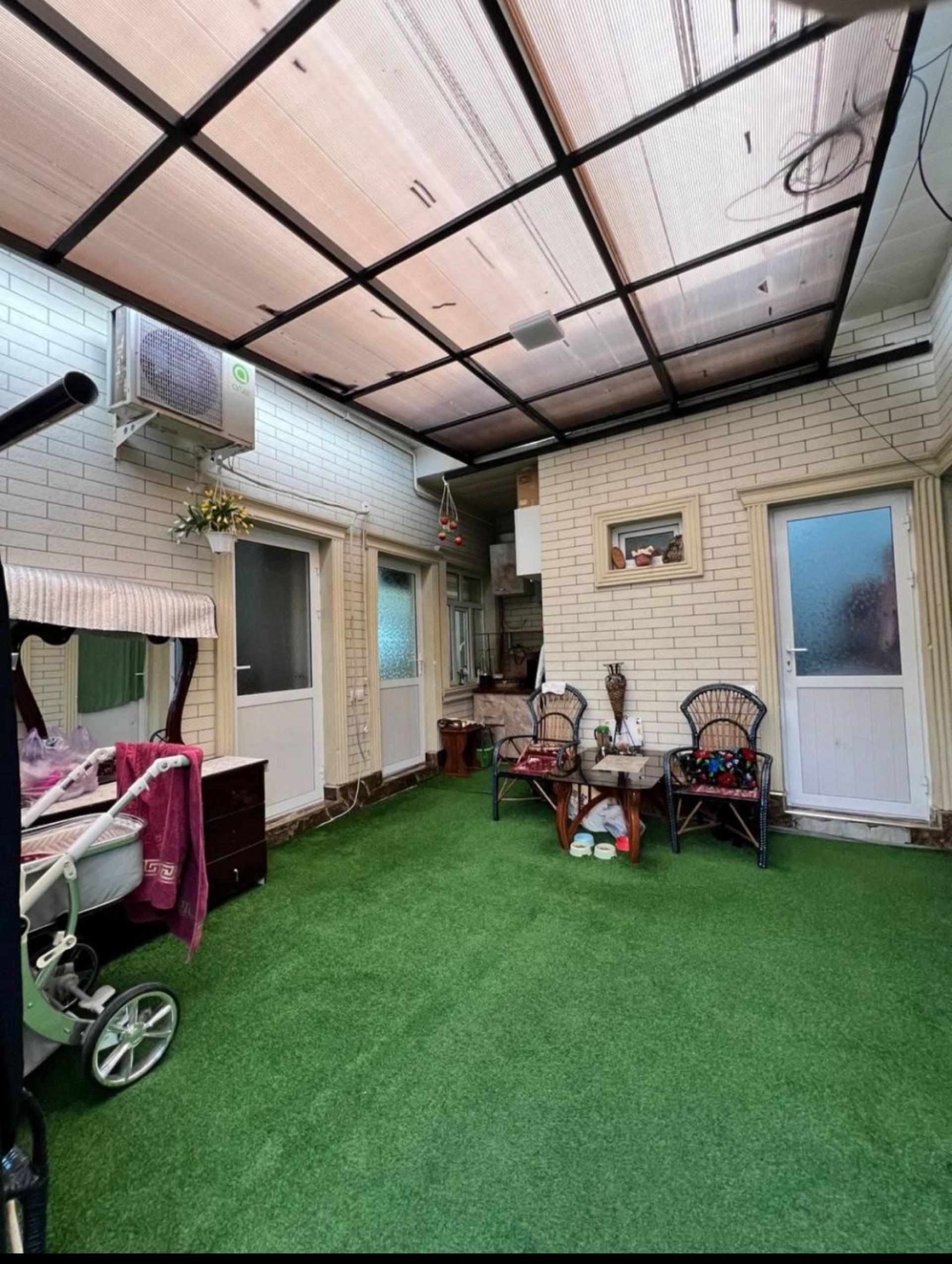 Срочно мини котедж сотилади 