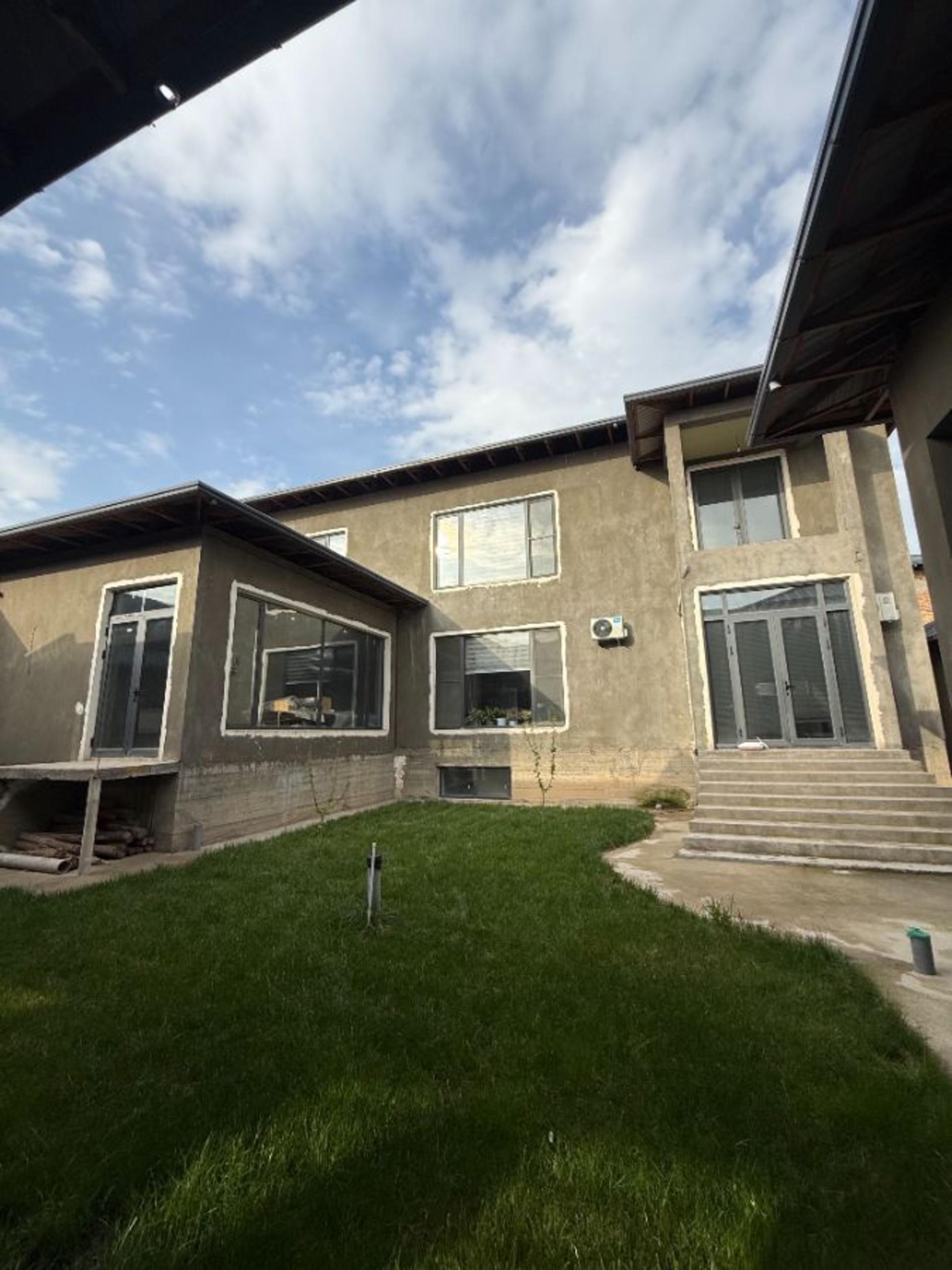 Yashnoboddan katta maydonda xovli qidirganlar bormi