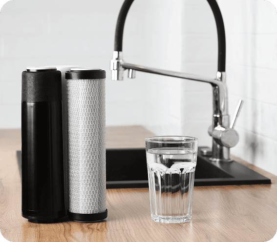 Filtros de agua en cocina