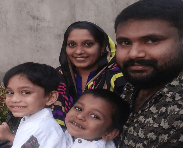 Shafeek Hameed is a driver based in Panachoamood, Kerela, India