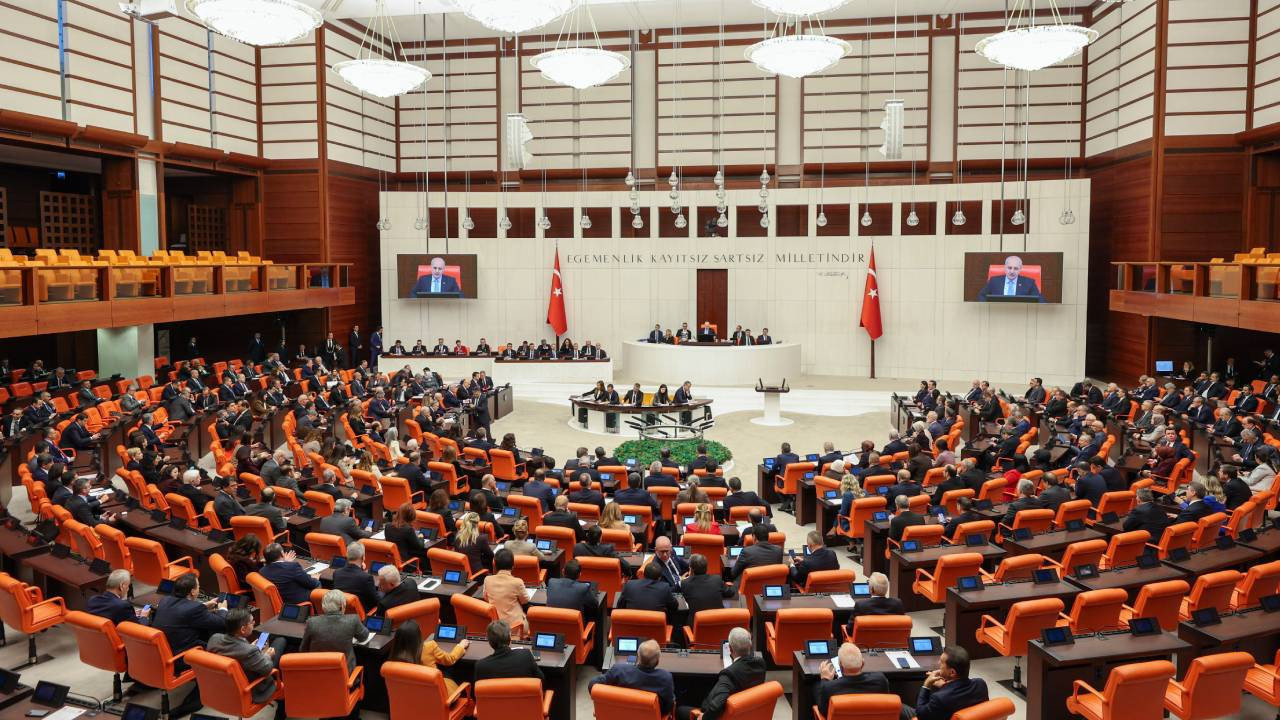 Türkiye Parliament Faces Child Abuse Allegations