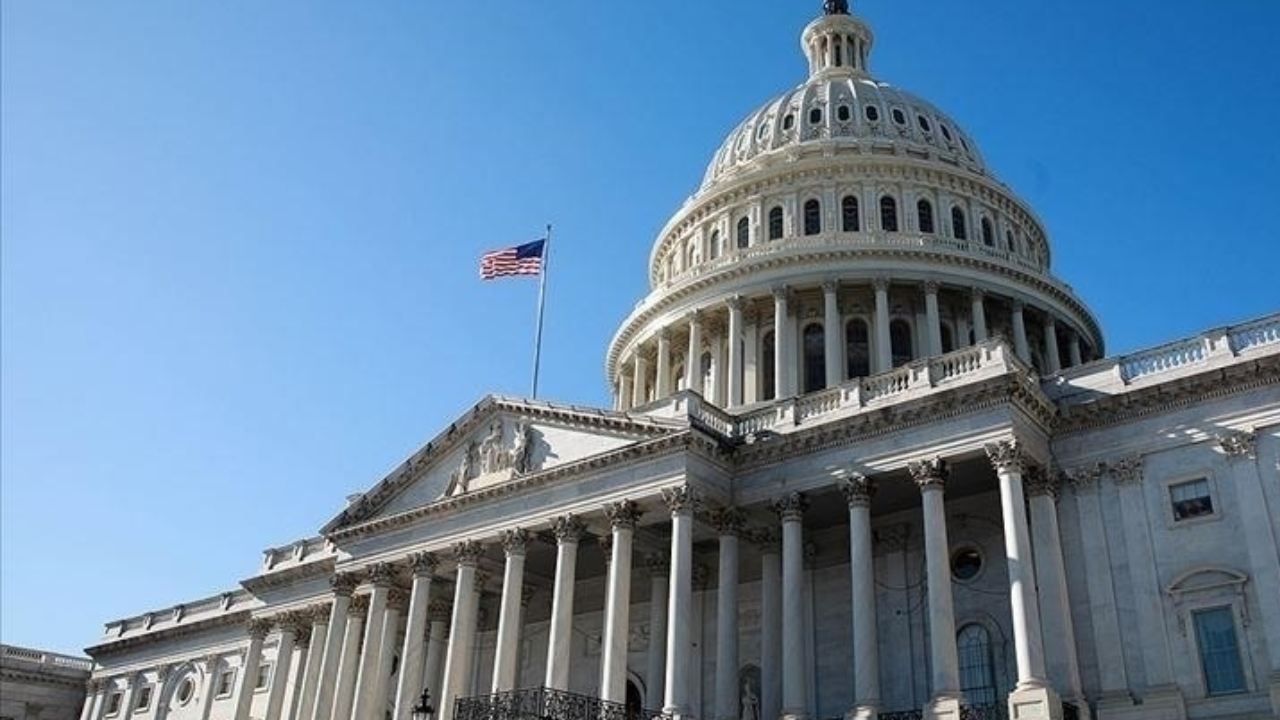 US Lawmaker's 'Destroy Muslims' Remark Sparks Outcry