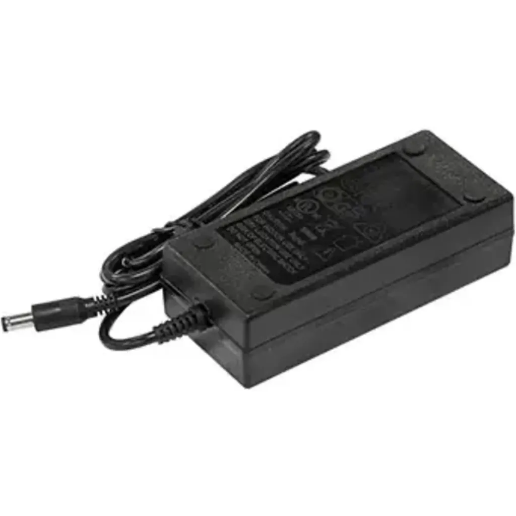 Adaptador de energía Mikrotik 24HPOW 24V 2.5A REQ-CABLE-C13 TRAFO PLUG 5,5x2,1mm