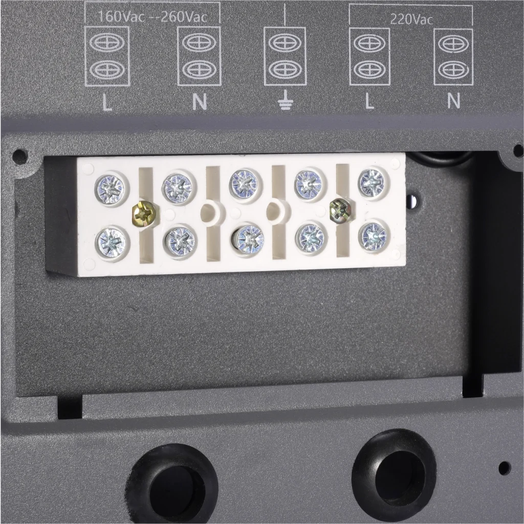 Imagen 1 de Estabilizador de Voltaje Monofasico (1:) Potencia 5000VA/4500W Factor Potencia 0,9 ·Función “Retardo de Encendido”(Time Delay)