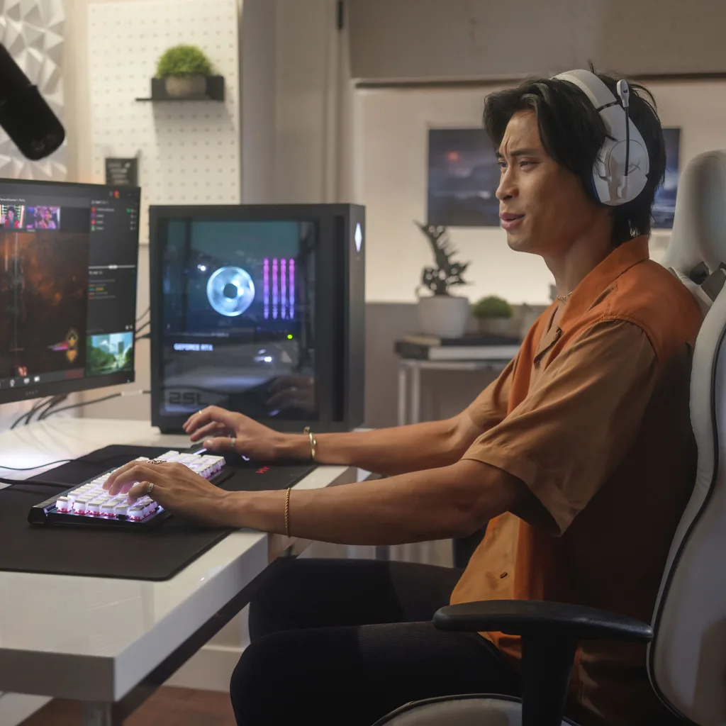 Imagen 4 de Computador Gamer HP OMEN GT15-2002LA I7-14700F 32GB 1TB+2TB RTX4070 16GB W11H 