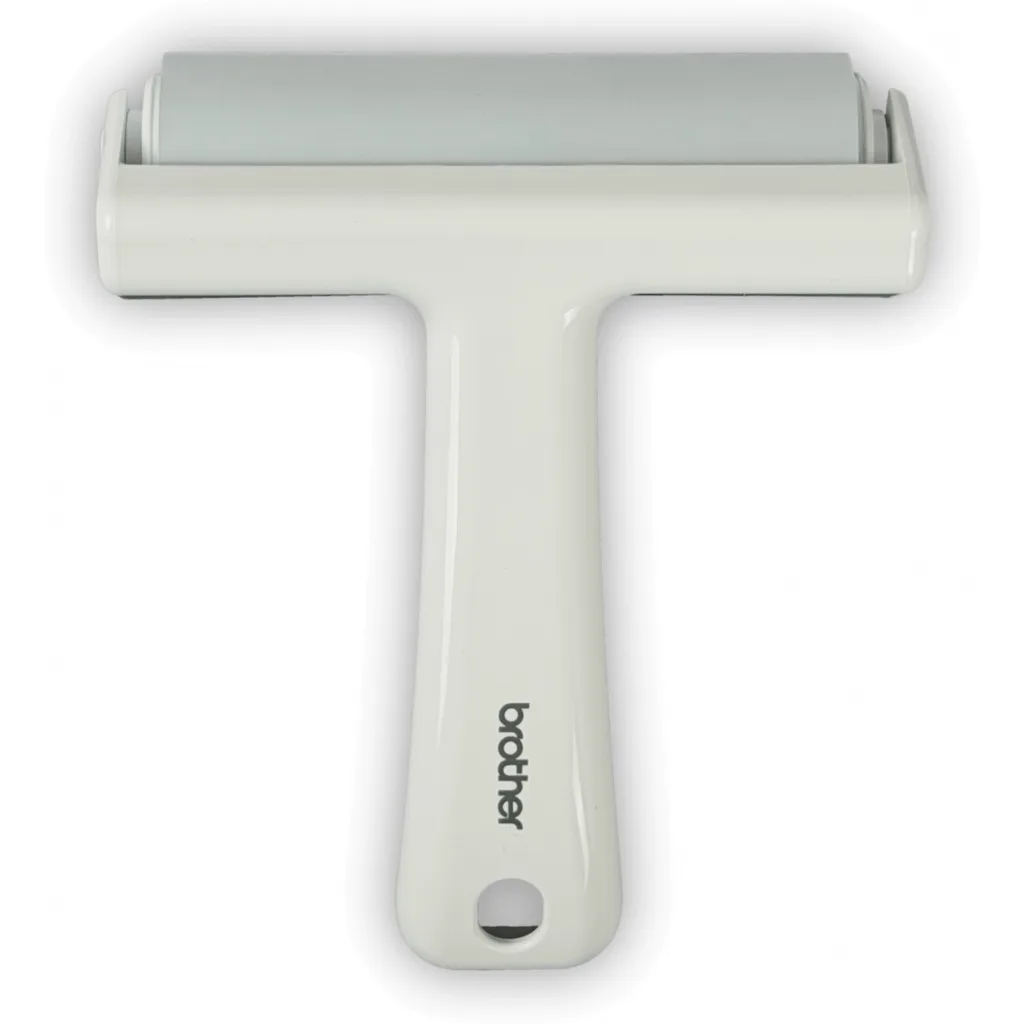 Imagen 4 de BROTHER Rodillo de Mano 102mm para pegar Mat ScanNcut2 p/Plotter Corte