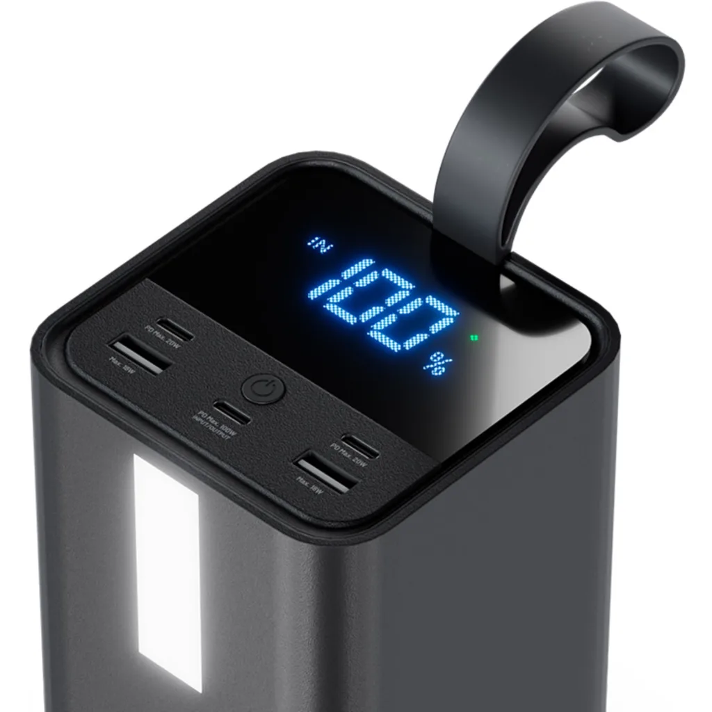Imagen 1 de Klip Xtreme - Power bank - 24 pin USB-C - 2 x 4 pin USB Type A / 3 x 24 pin USB-C - Lithium polymer - Para Universal - 100W 50.000mAh