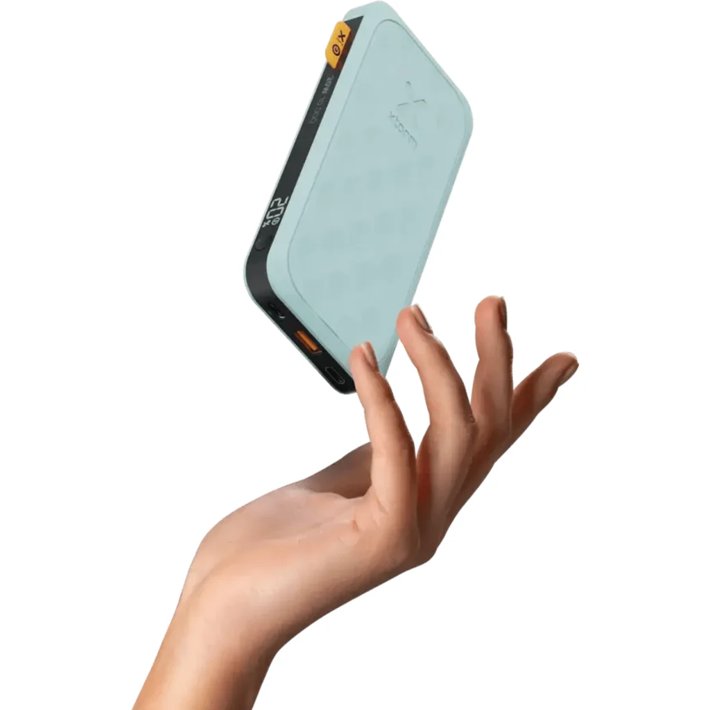 Imagen 5 de Bateria 10.000 mAh 2xUSB-C 1xUSB-A 20W Fuel Series Xtorm azul