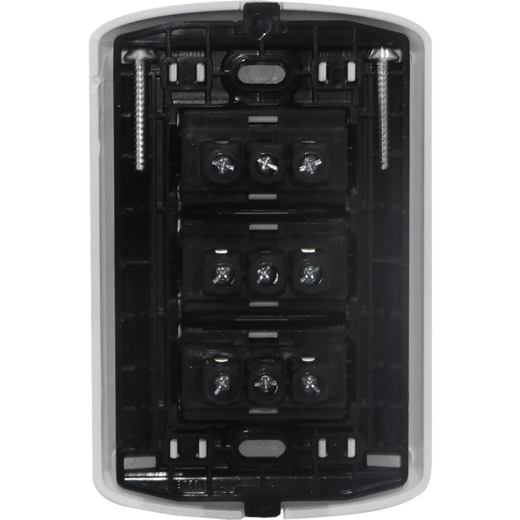 Imagen 1 de BTICINO MODUS 3-ENCHUFES-10A-NACIONAL CON BASE Y TAPA BLANCA ARMADO