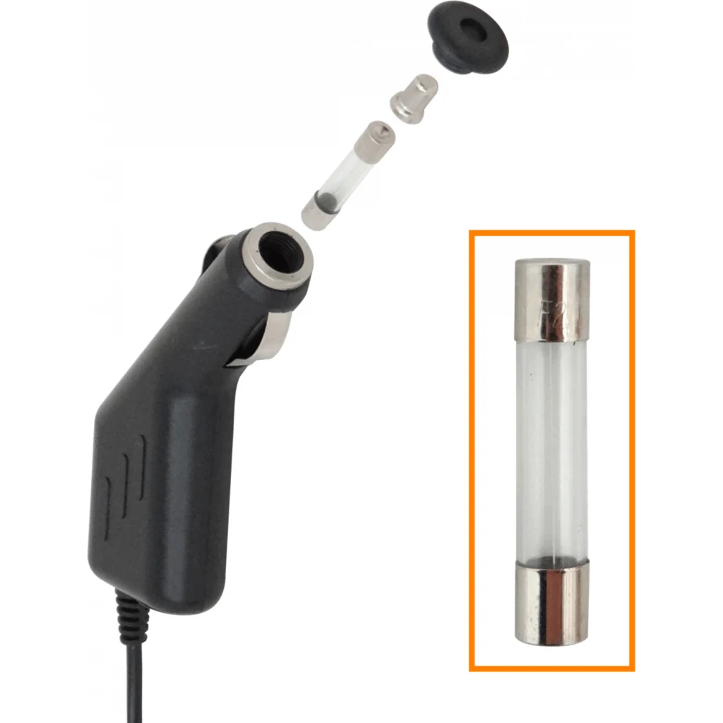 Imagen 2 de Macho-Vehicular 24V/12V 5V-1500mA-USB Fuse-2A A02SXYE
