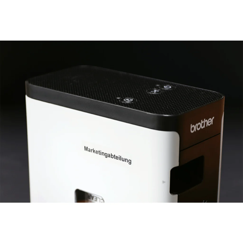 Imagen 1 de Cinta Brother TZE-121 Texto negro sobre fondo transparente 9mmx8mt PT-3600/9700