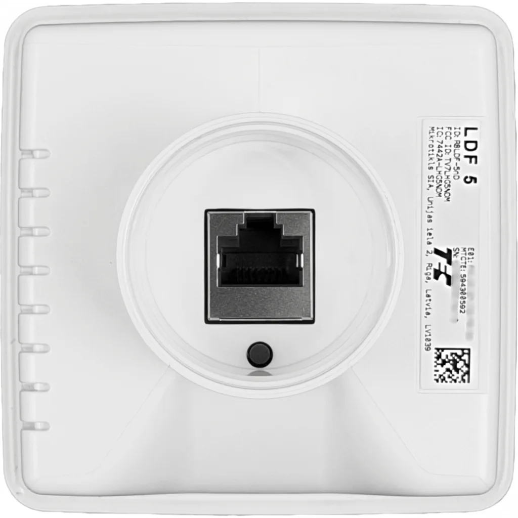 Imagen 4 de MIKROTIK 9dBi 17o 5GHz 25dBm L3 1-100 inc24V p/Dish-DirecTV-40mm