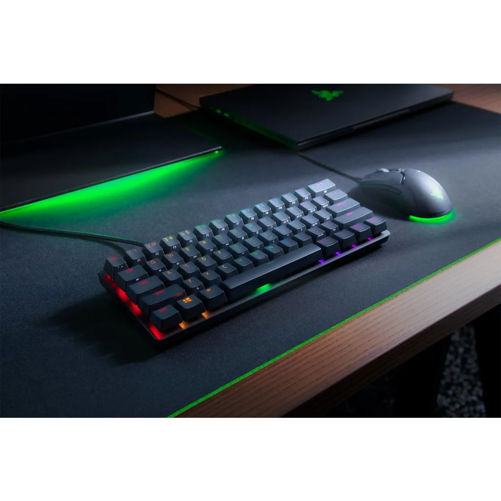 Imagen 1 de Razer Huntsman Mini Black / Clicky Optical Purple Switch / Espanol (RZ03-0339290