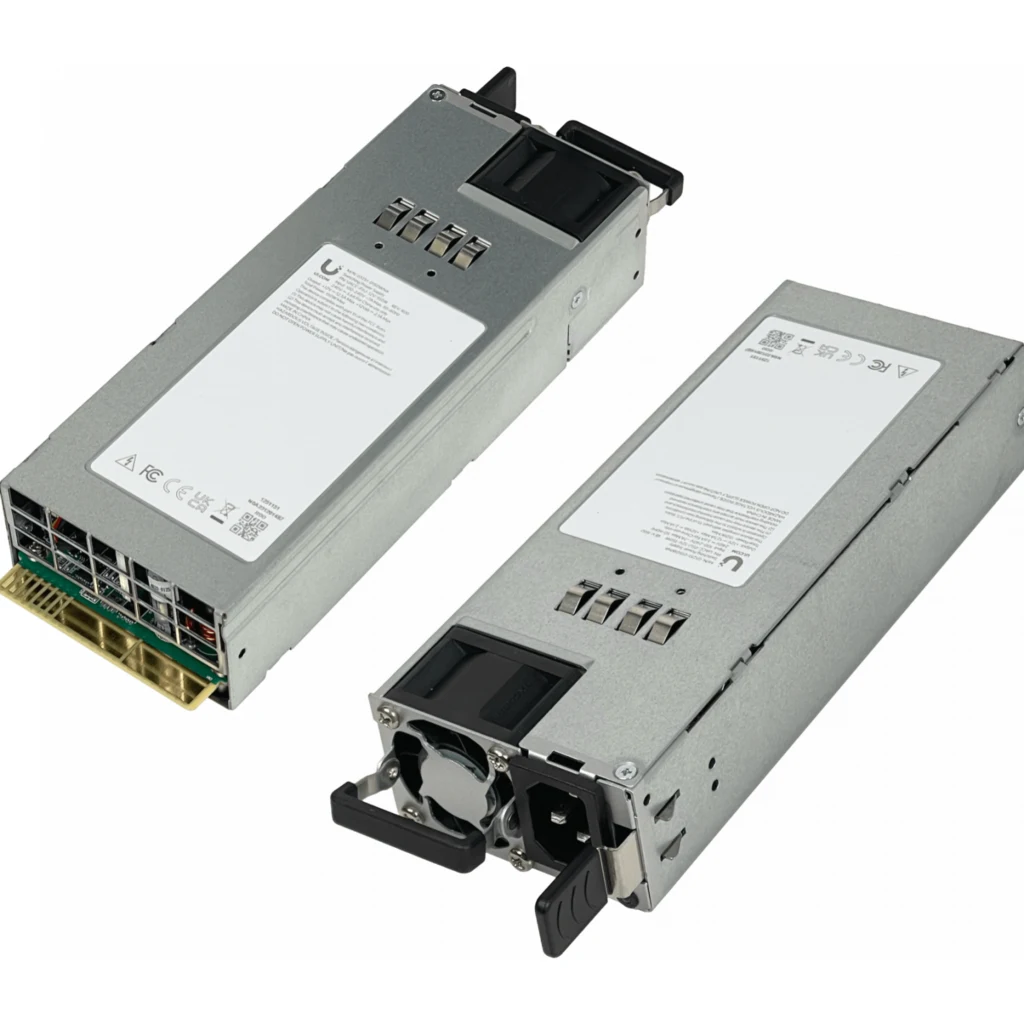 Imagen 4 de UniFi Advance Hosting Gateway  - 1U rack, 5 WAN ports (25G SFP28 + 2.5GbE RJ45),